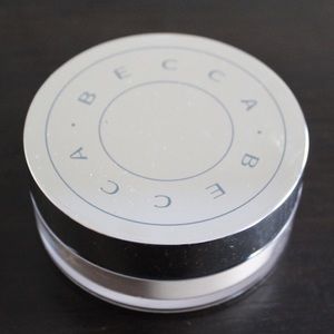 Becca Cosmetics Hydra-Mist Set and Refresh Powder